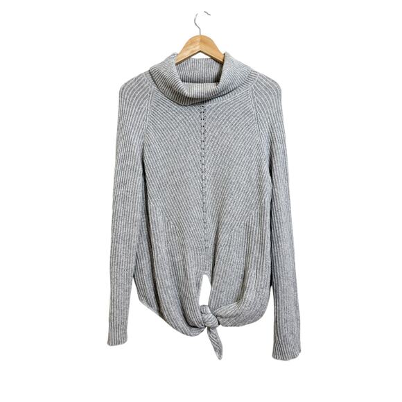 Moth Anthropologie Women's Gray Cowl Neck Knit Tie Front Sweater Size Medium - Picture 2 of 10